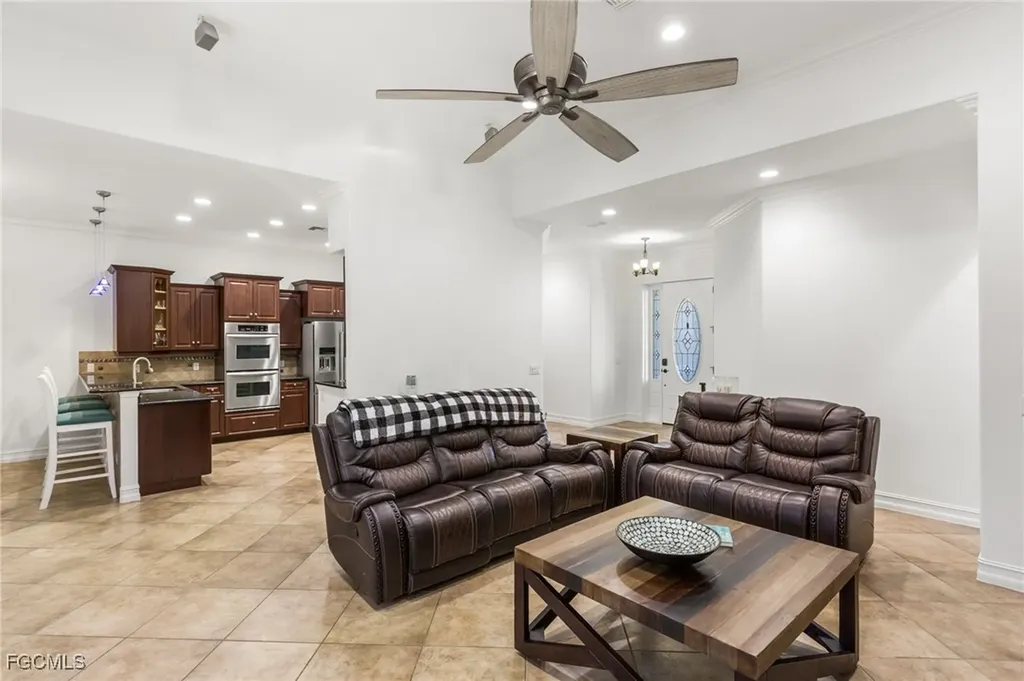 2601 SW 29th Place Cape Coral FL 33914