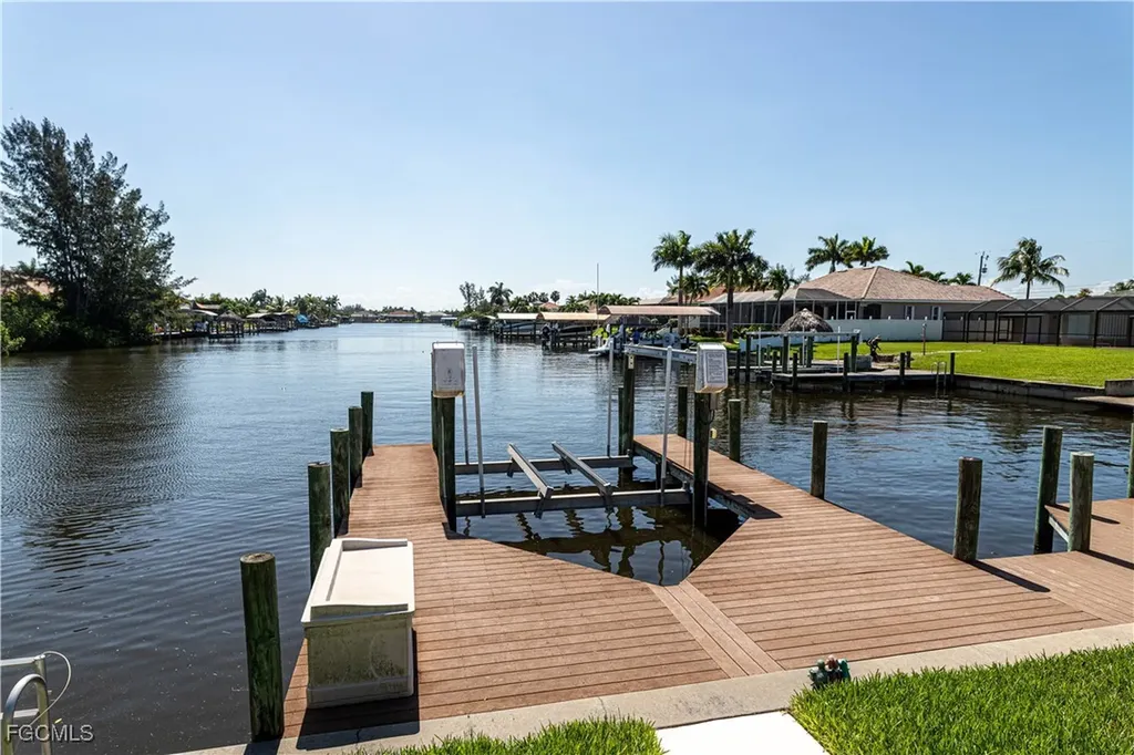 4701 Sands Boulevard Cape Coral FL 33914
