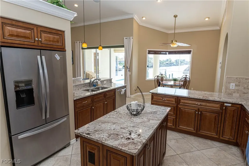 4701 Sands Boulevard Cape Coral FL 33914