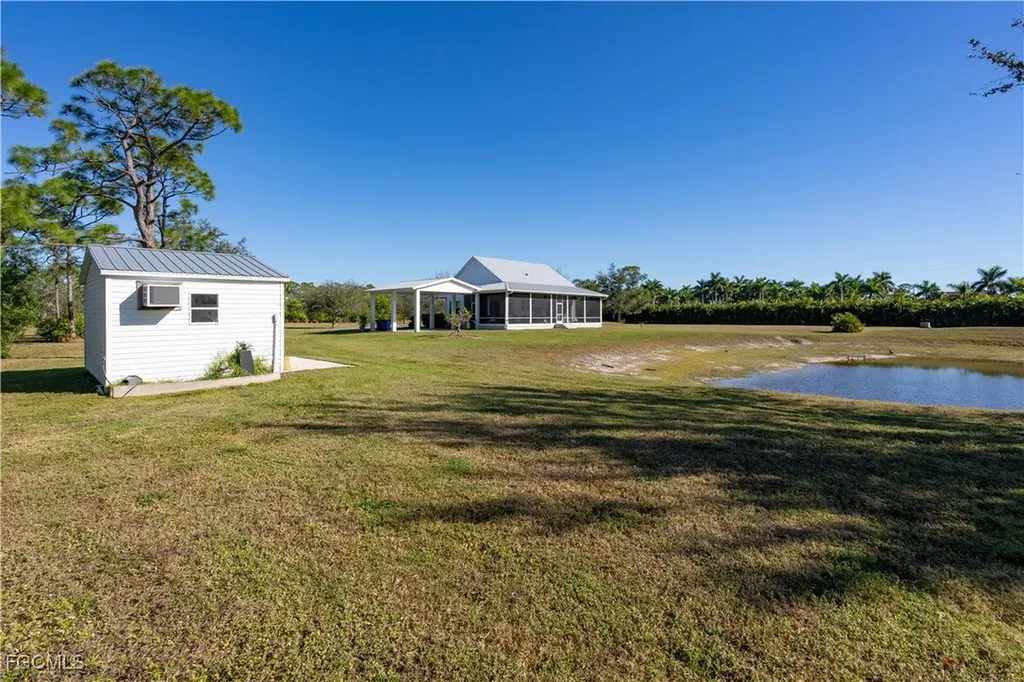 4093 Sunshine Boulevard St. James City FL 33956