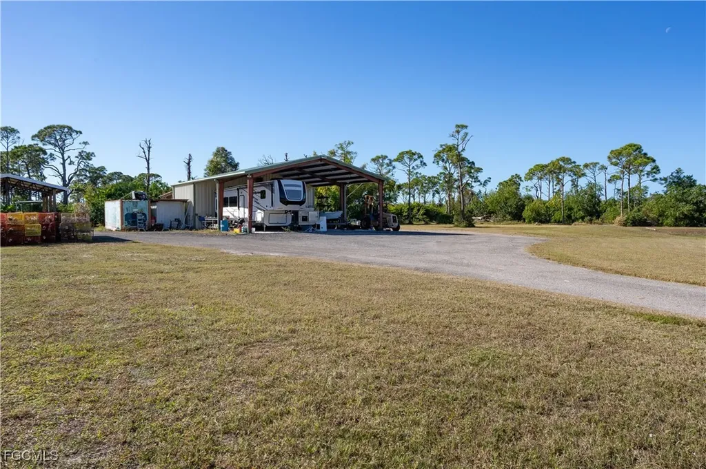 4093 Sunshine Boulevard St. James City FL 33956
