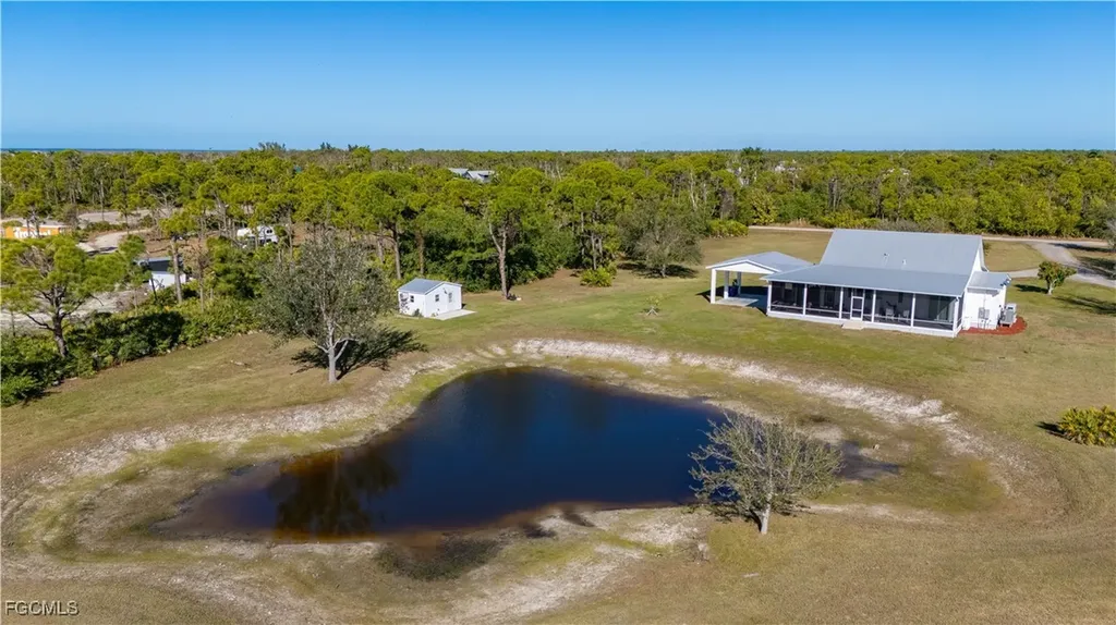 4093 Sunshine Boulevard St. James City FL 33956