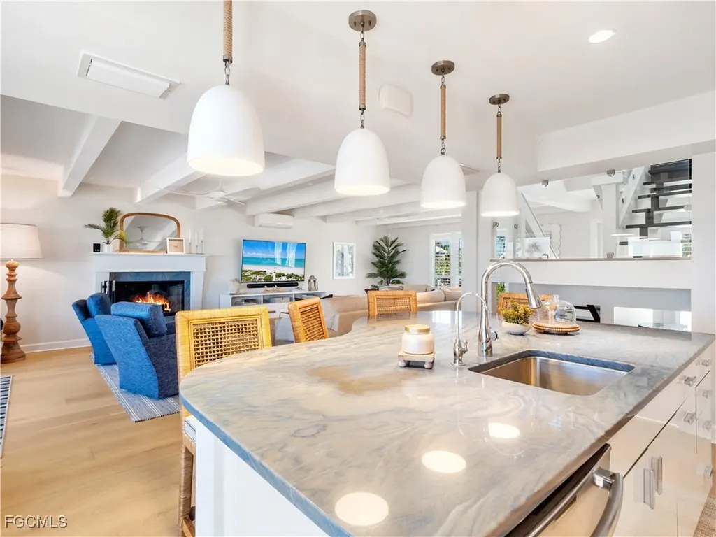 1 Sunset Captiva Lane Captiva FL 33924