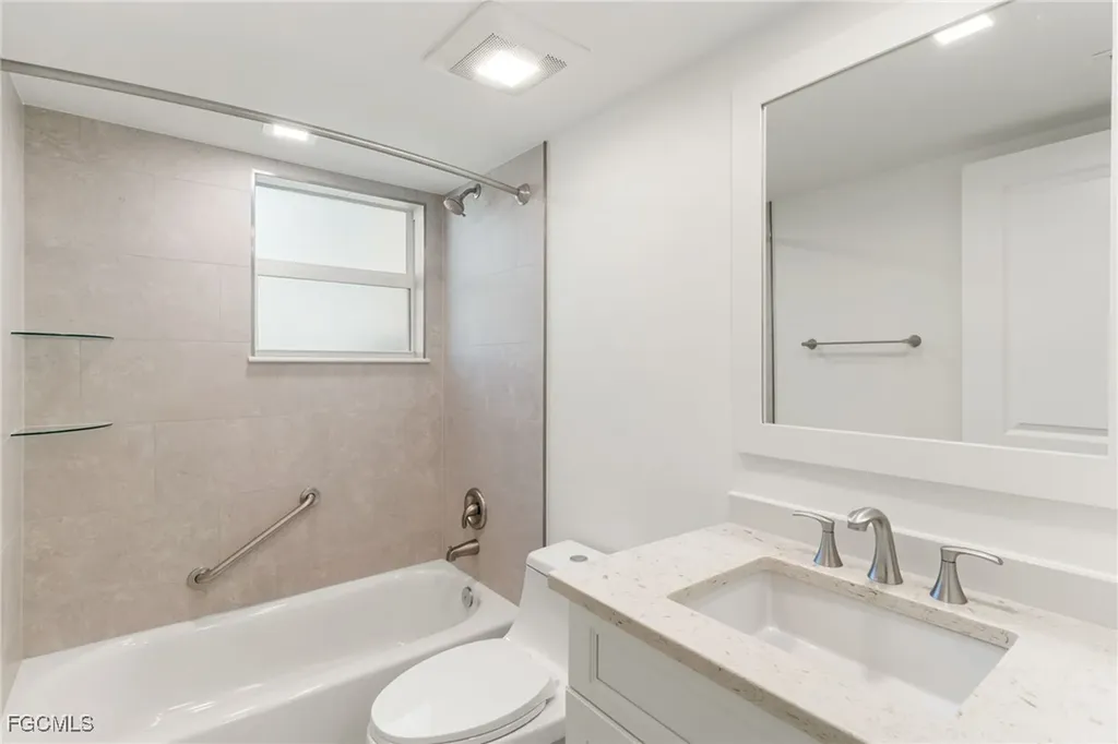 3049 W Gulf Drive Sanibel FL 33957