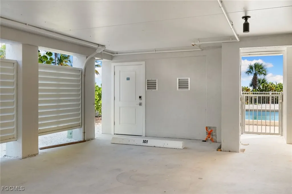 3049 W Gulf Drive Sanibel FL 33957