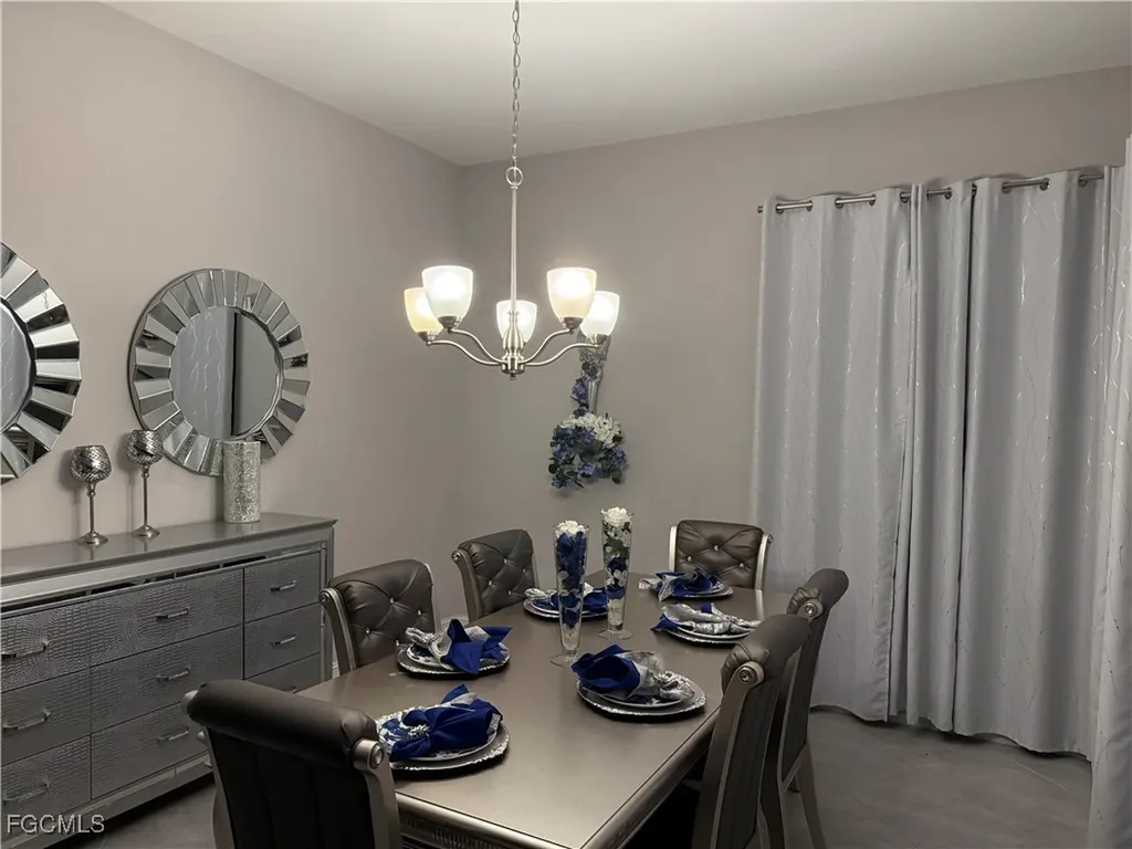 2841 Royal Gardens Avenue E Fort Myers FL 33916