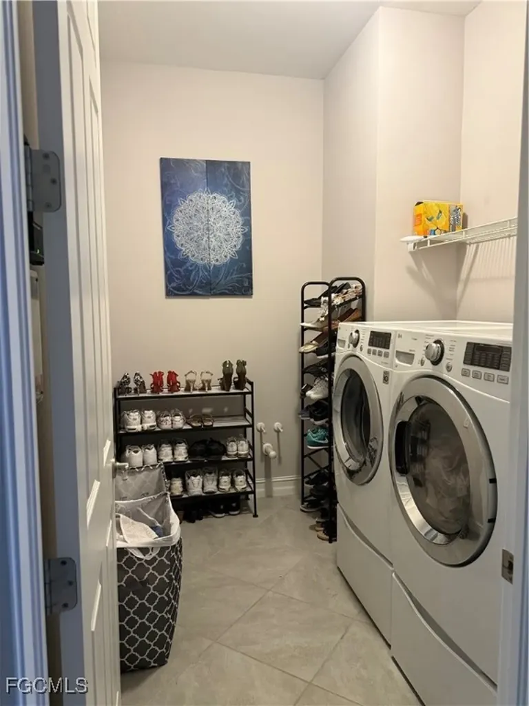 2841 Royal Gardens Avenue E Fort Myers FL 33916