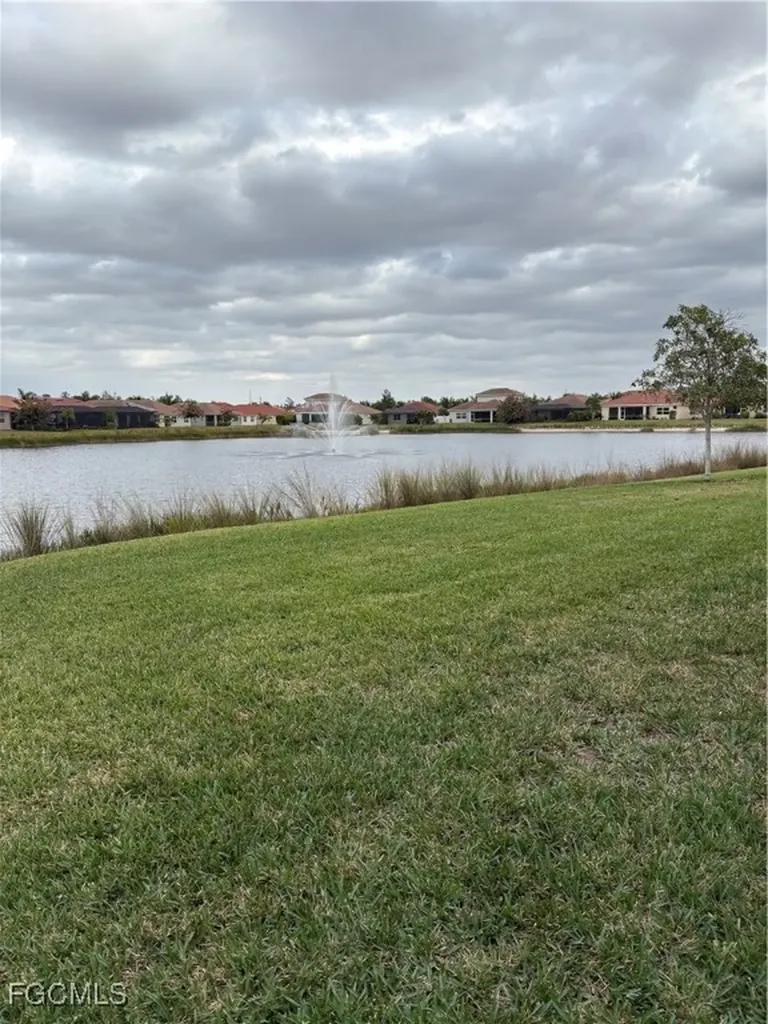 2841 Royal Gardens Avenue E Fort Myers FL 33916