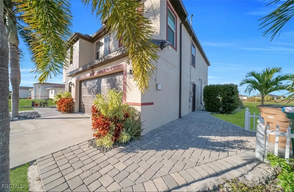 207 NE 24th Terrace Cape Coral FL 33909