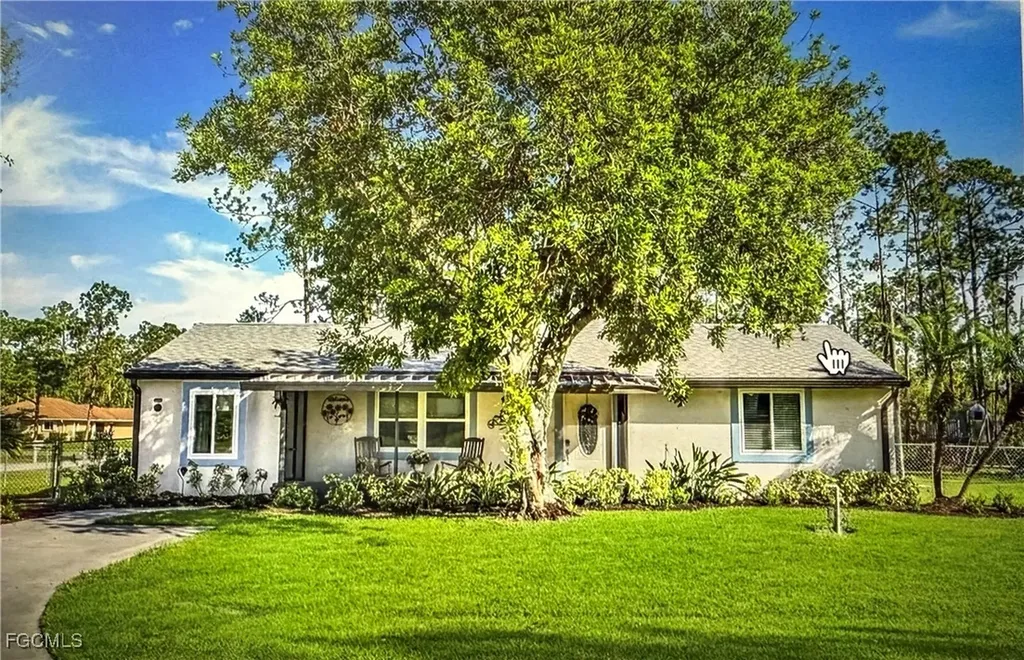 701 E 14th Street Lehigh Acres FL 33972