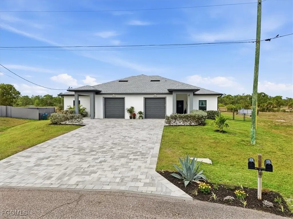 2530/2532 NW 31st Avenue Cape Coral FL 33993