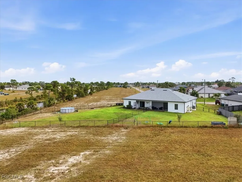 2530/2532 NW 31st Avenue Cape Coral FL 33993