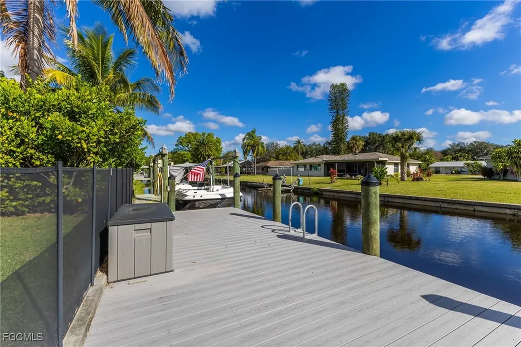 1971 Mitchell Avenue Alva FL 33920