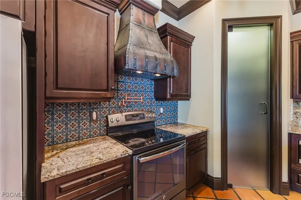 1971 Mitchell Avenue Alva FL 33920