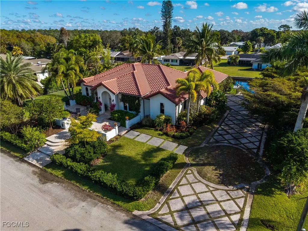 1971 Mitchell Avenue Alva FL 33920