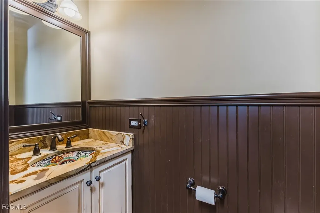 1971 Mitchell Avenue Alva FL 33920