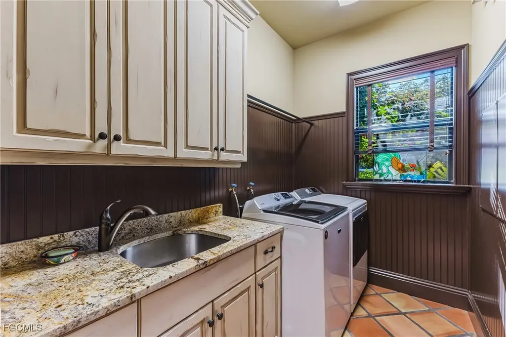 1971 Mitchell Avenue Alva FL 33920