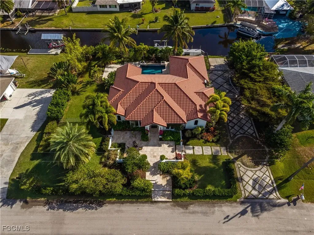 1971 Mitchell Avenue Alva FL 33920