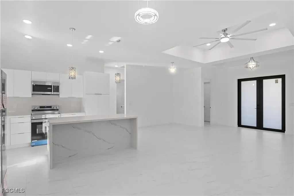 442 Poplar Street Lehigh Acres FL 33974