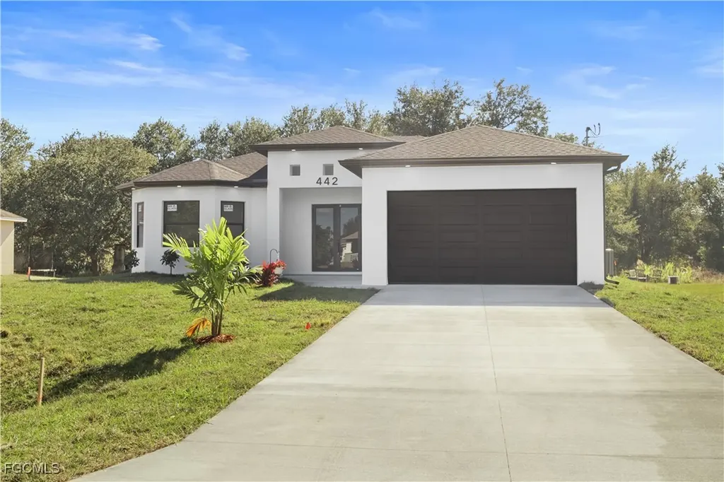 442 Poplar Street Lehigh Acres FL 33974