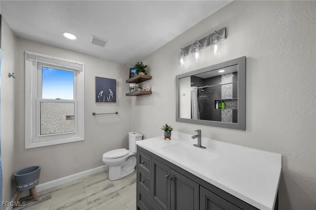 4543 Gulf Avenue North Fort Myers FL 33903