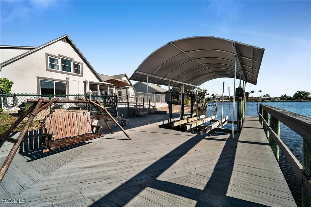 4543 Gulf Avenue North Fort Myers FL 33903
