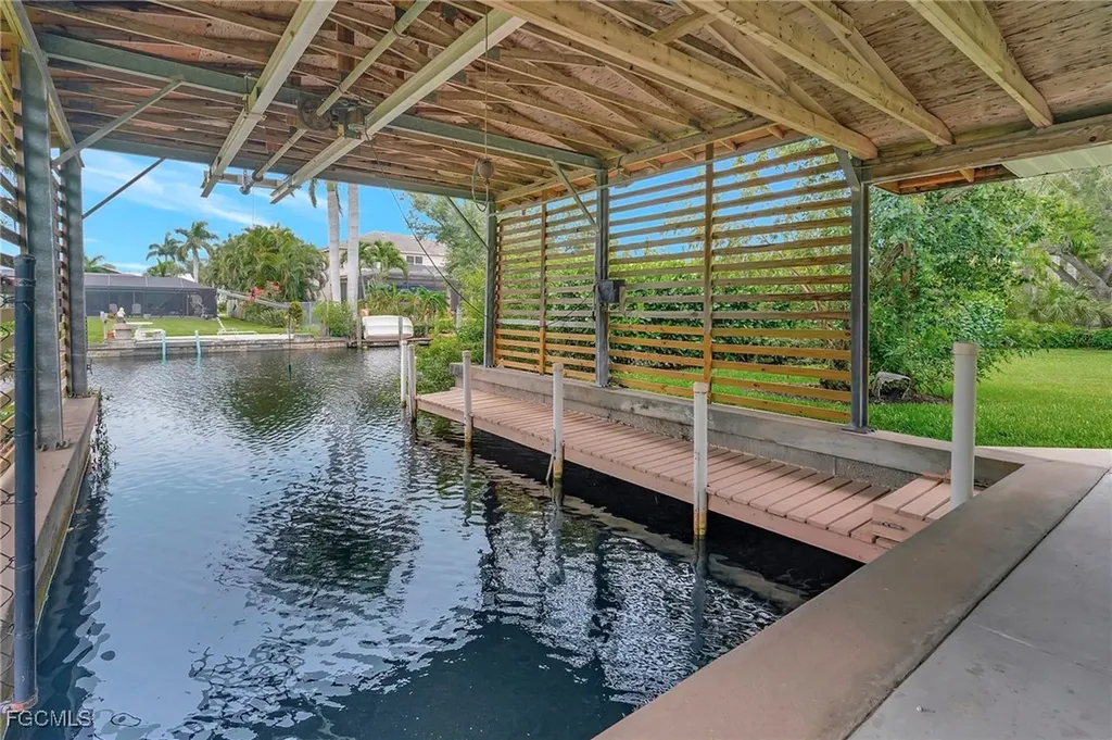 787 Overriver Drive North Fort Myers FL 33903