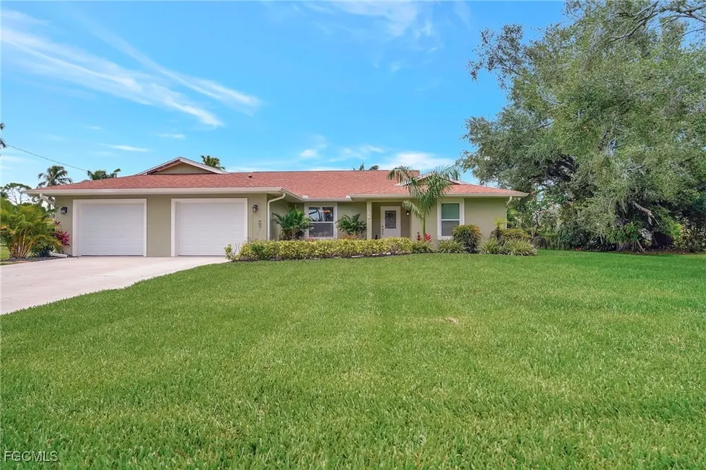 787 Overriver Drive North Fort Myers FL 33903