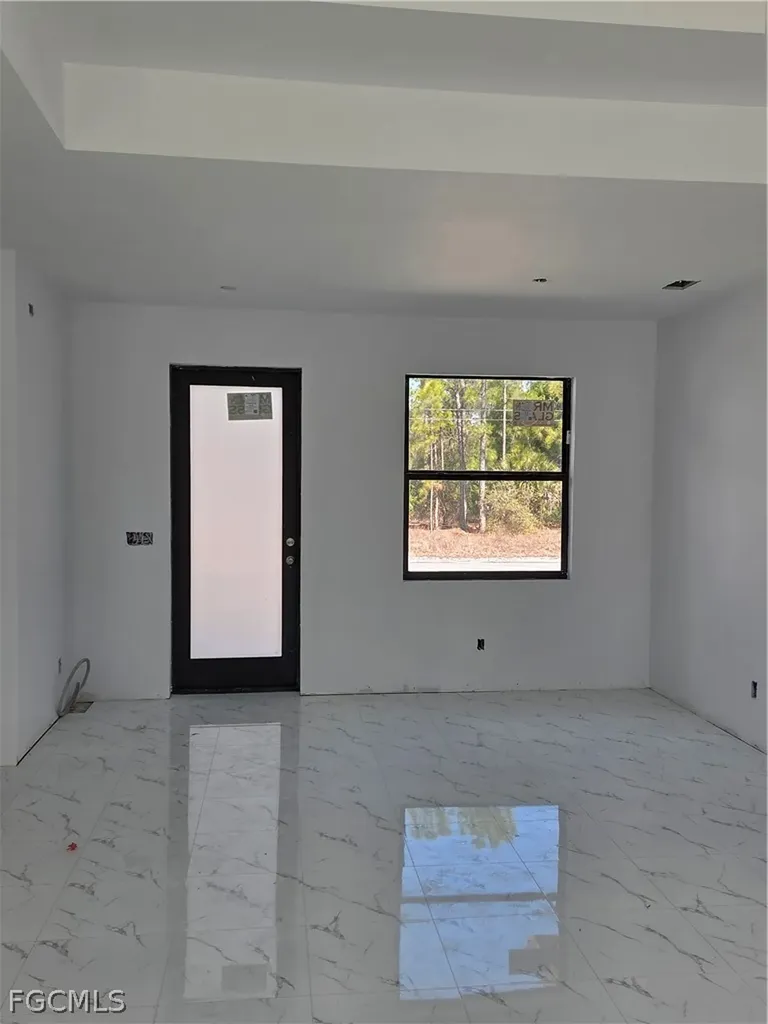 3900 E 10th Street Lehigh Acres FL 33972
