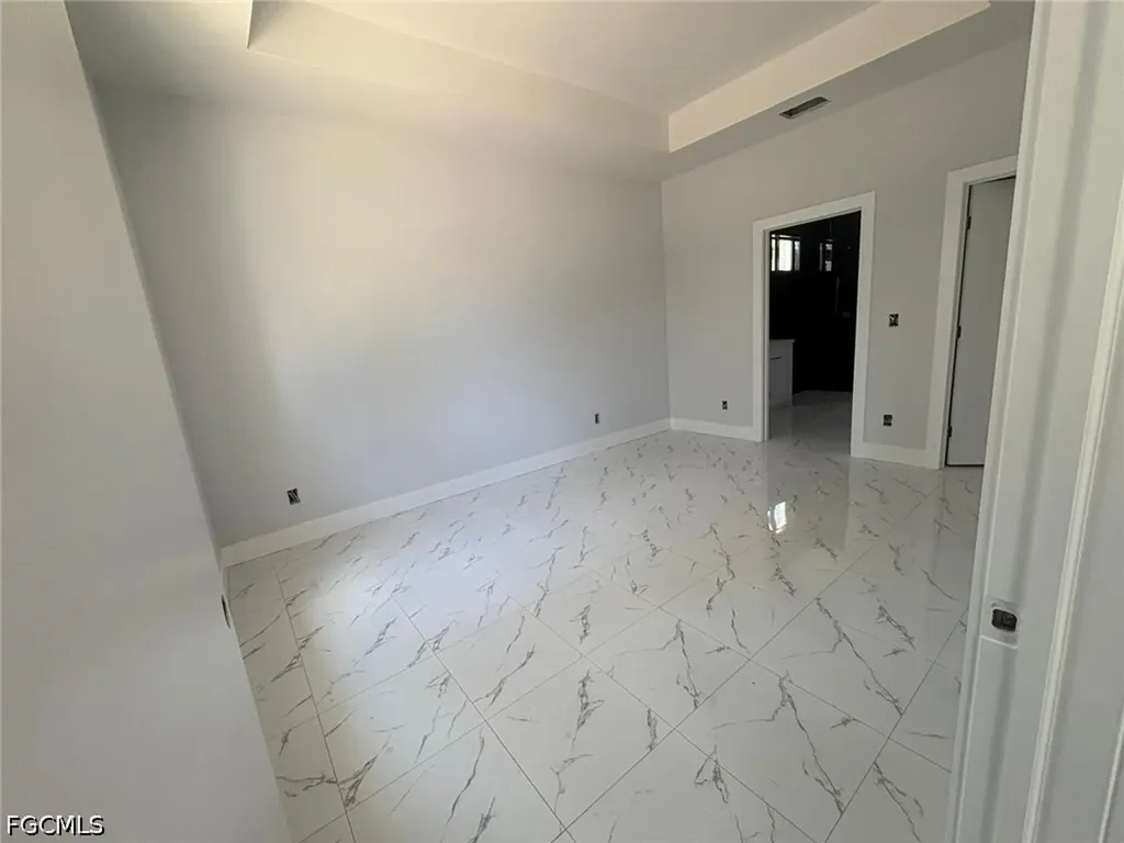 3900 E 10th Street Lehigh Acres FL 33972