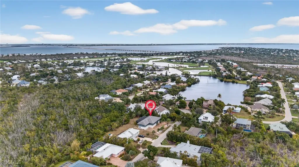 1379 Albatross Road Sanibel FL 33957