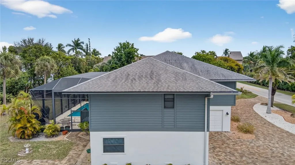 1379 Albatross Road Sanibel FL 33957