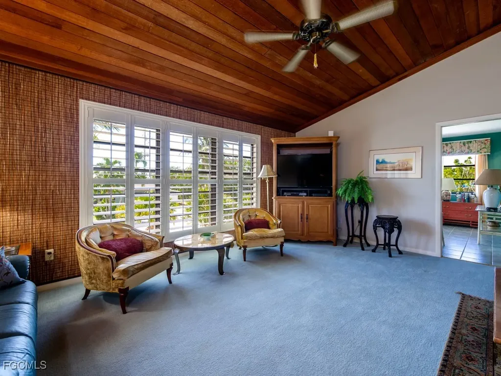 1379 Albatross Road Sanibel FL 33957