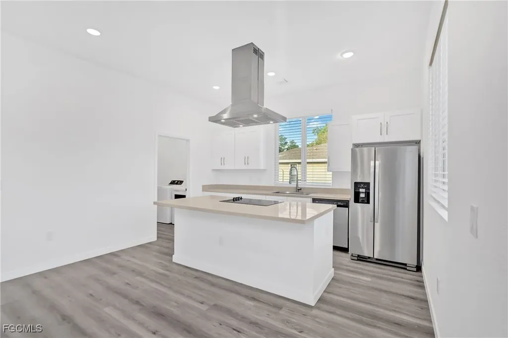 719 Little Rock Street E Lehigh Acres FL 33974