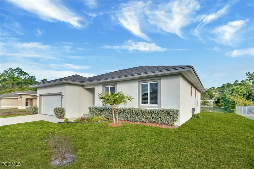 719 Little Rock Street E Lehigh Acres FL 33974
