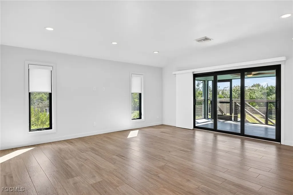 1211 Periwinkle Way Sanibel FL 33957