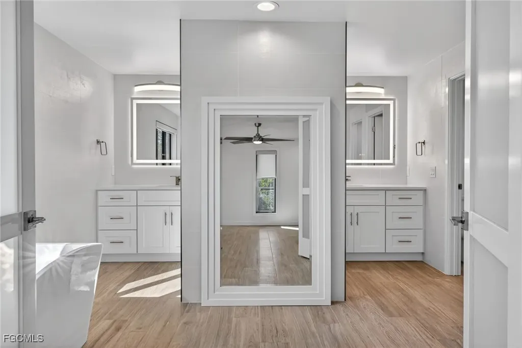 1211 Periwinkle Way Sanibel FL 33957