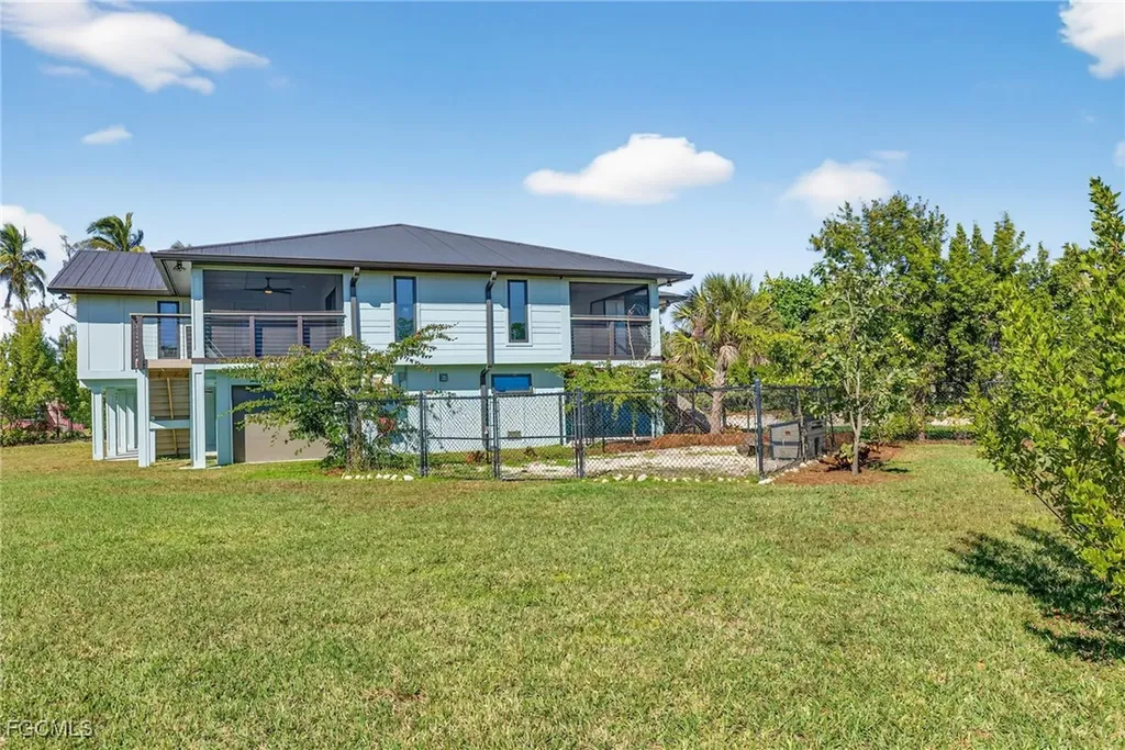 1211 Periwinkle Way Sanibel FL 33957
