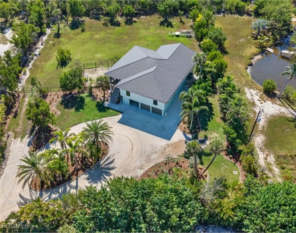 1211 Periwinkle Way Sanibel FL 33957