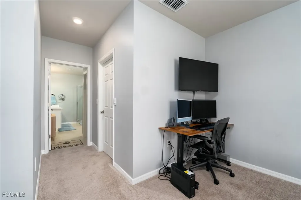 20476 Camino Torcido Loop North Fort Myers FL 33917