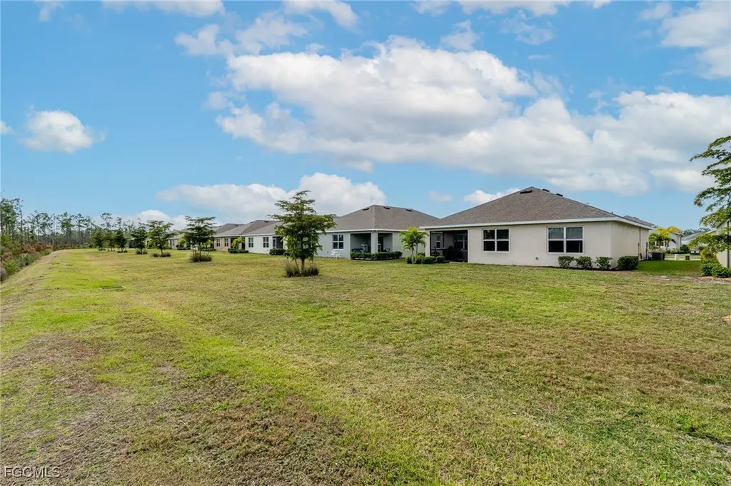 20476 Camino Torcido Loop North Fort Myers FL 33917