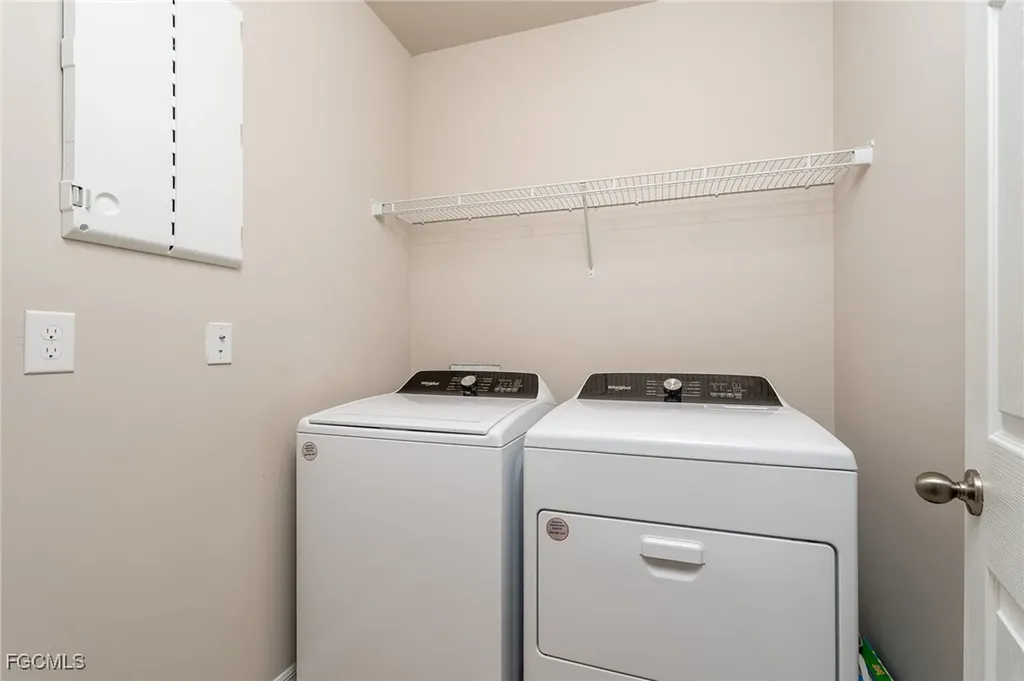 20476 Camino Torcido Loop North Fort Myers FL 33917