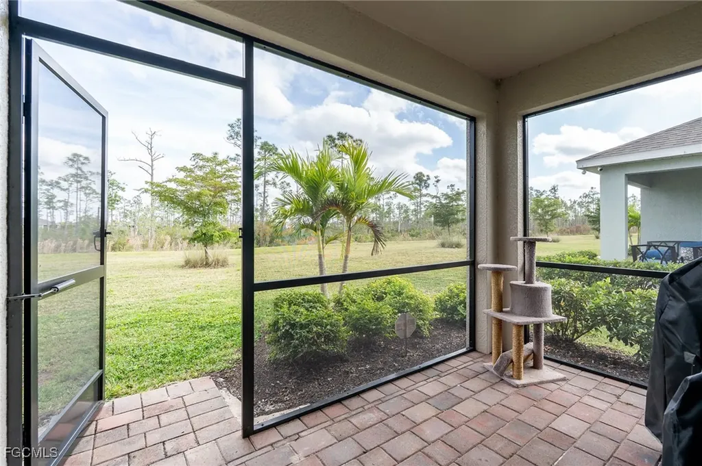 20476 Camino Torcido Loop North Fort Myers FL 33917