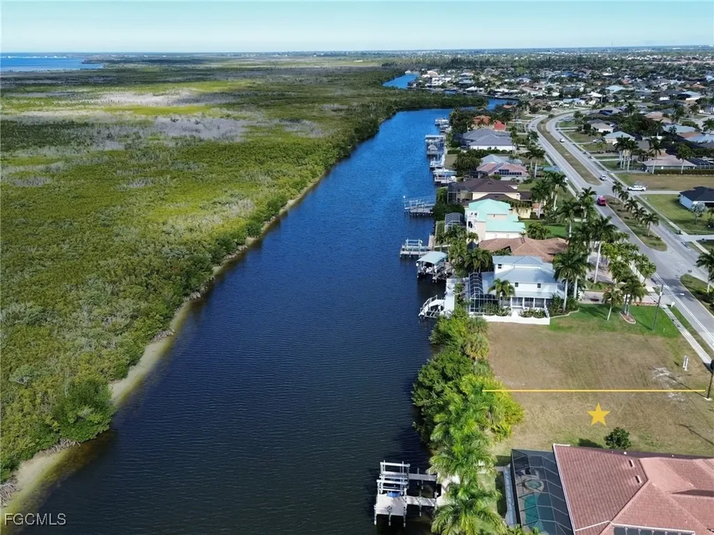 3216 Surfside Boulevard Cape Coral FL 33914