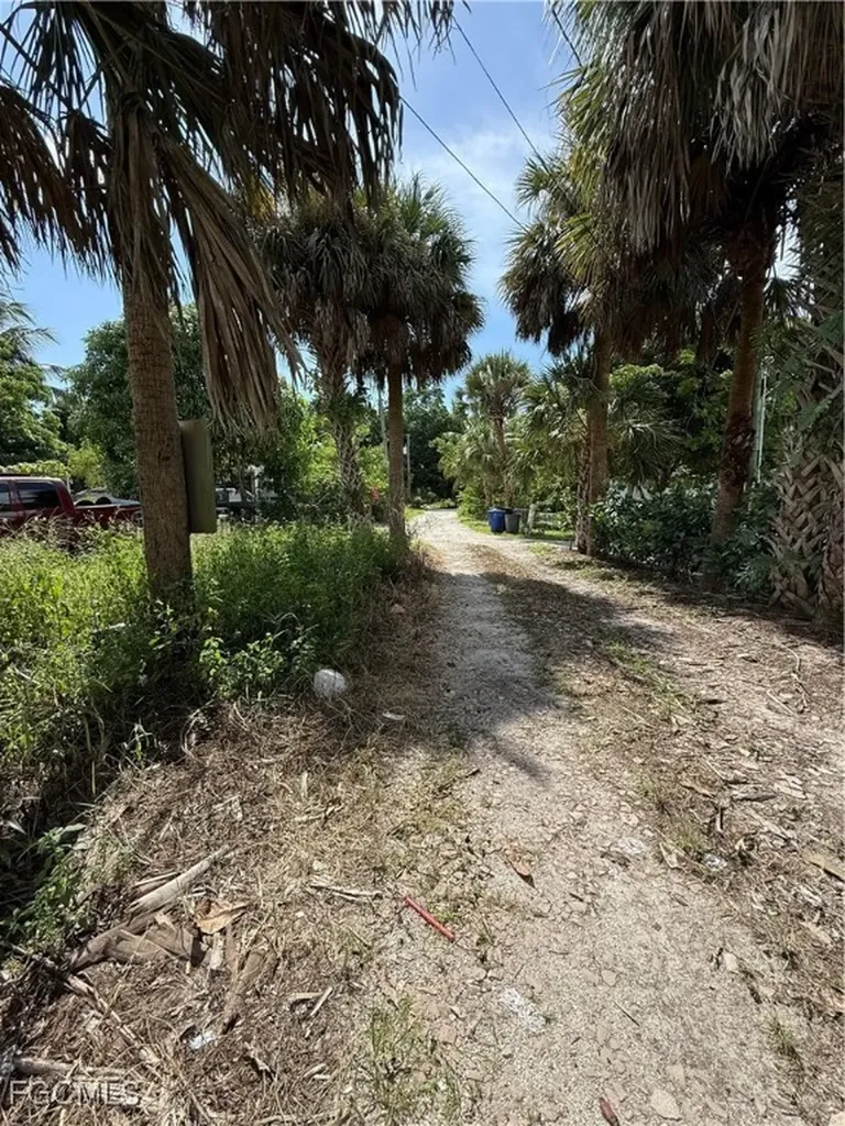 12096 Carpenter Lane Bonita Springs FL 34135