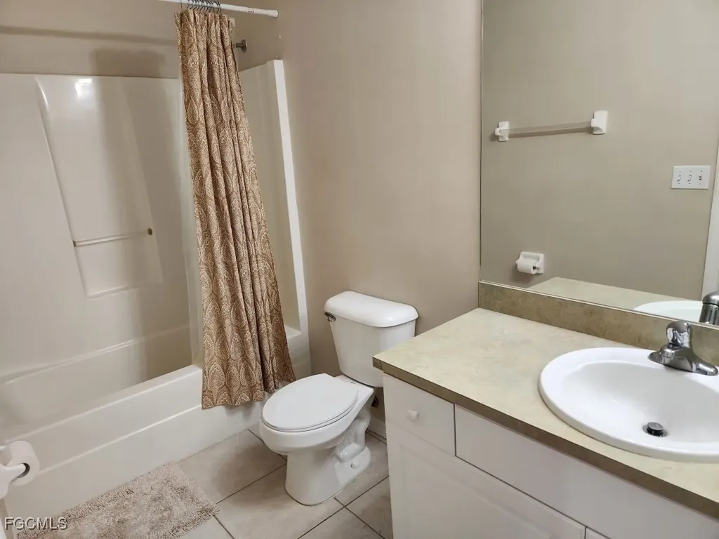 2023 NW 3rd Terrace Cape Coral FL 33993