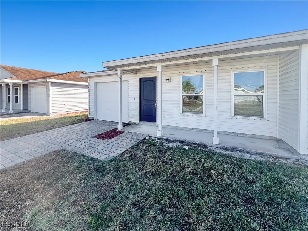 18313 Gibraltar Lane Lehigh Acres FL 33936