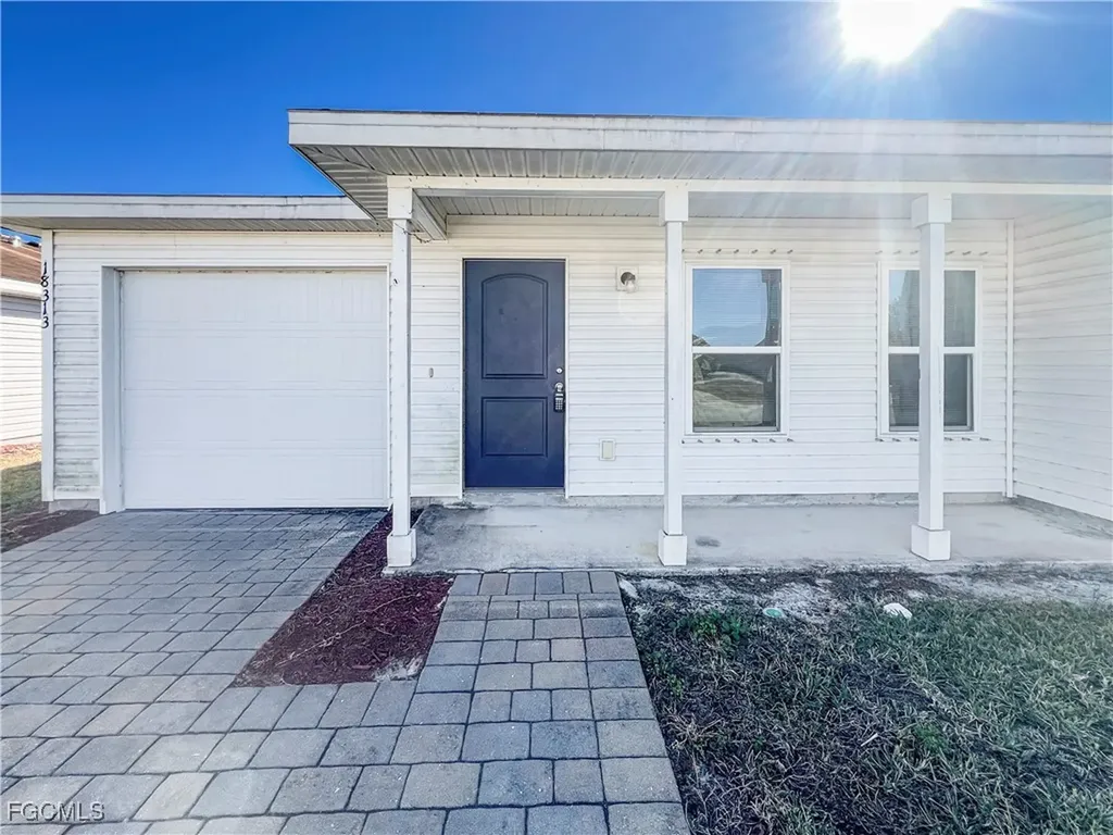 18313 Gibraltar Lane Lehigh Acres FL 33936