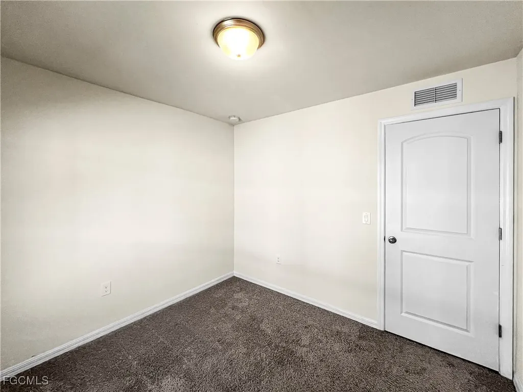 18313 Gibraltar Lane Lehigh Acres FL 33936