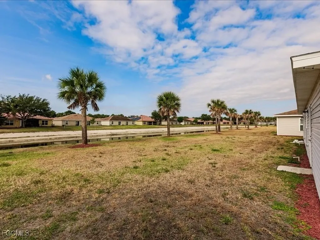 18313 Gibraltar Lane Lehigh Acres FL 33936
